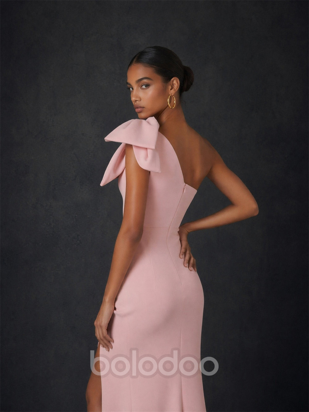 BOLODOO Blush Pink One-Shoulder Oversized Bow Maxi Dress – Sleeveless High Slit Open Back Formal Evening Gown | BOLODOO watermark
