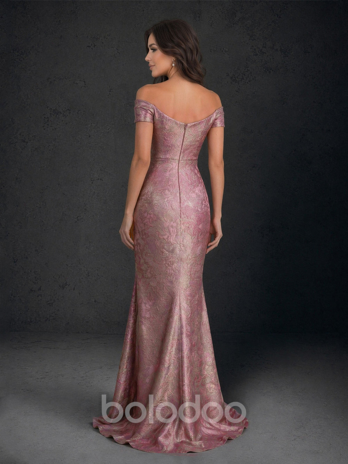 BOLODOO Mauve Pink Jacquard Off-Shoulder Mermaid Gown – Ruched V-Neck Cap Sleeve Sweep Train Floor Length | BOLODOO watermark