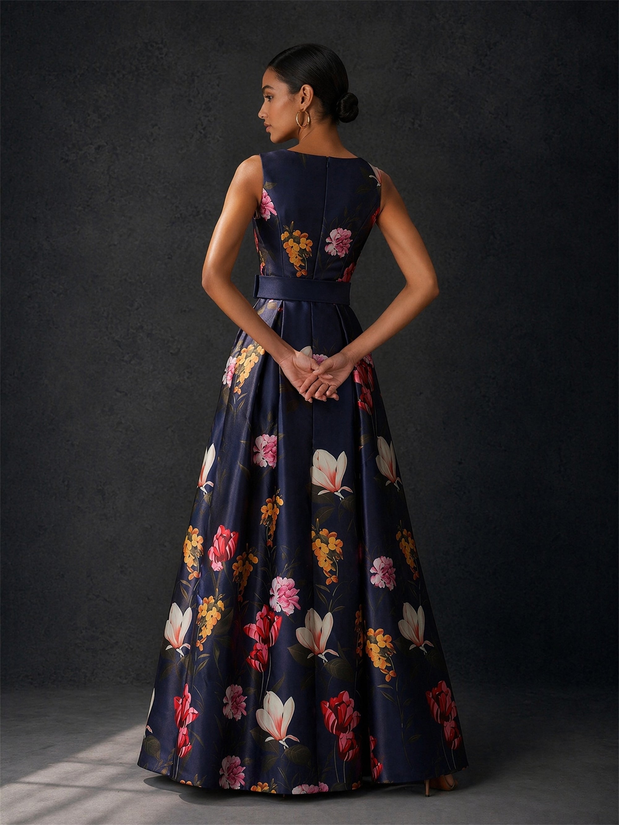 BOLODOO navy blue floral print V-neck belted ball gown - close up V-neck and belt detail