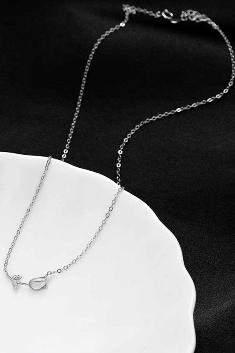 Tulip Pendant Clavicle Necklace - BOLODOO