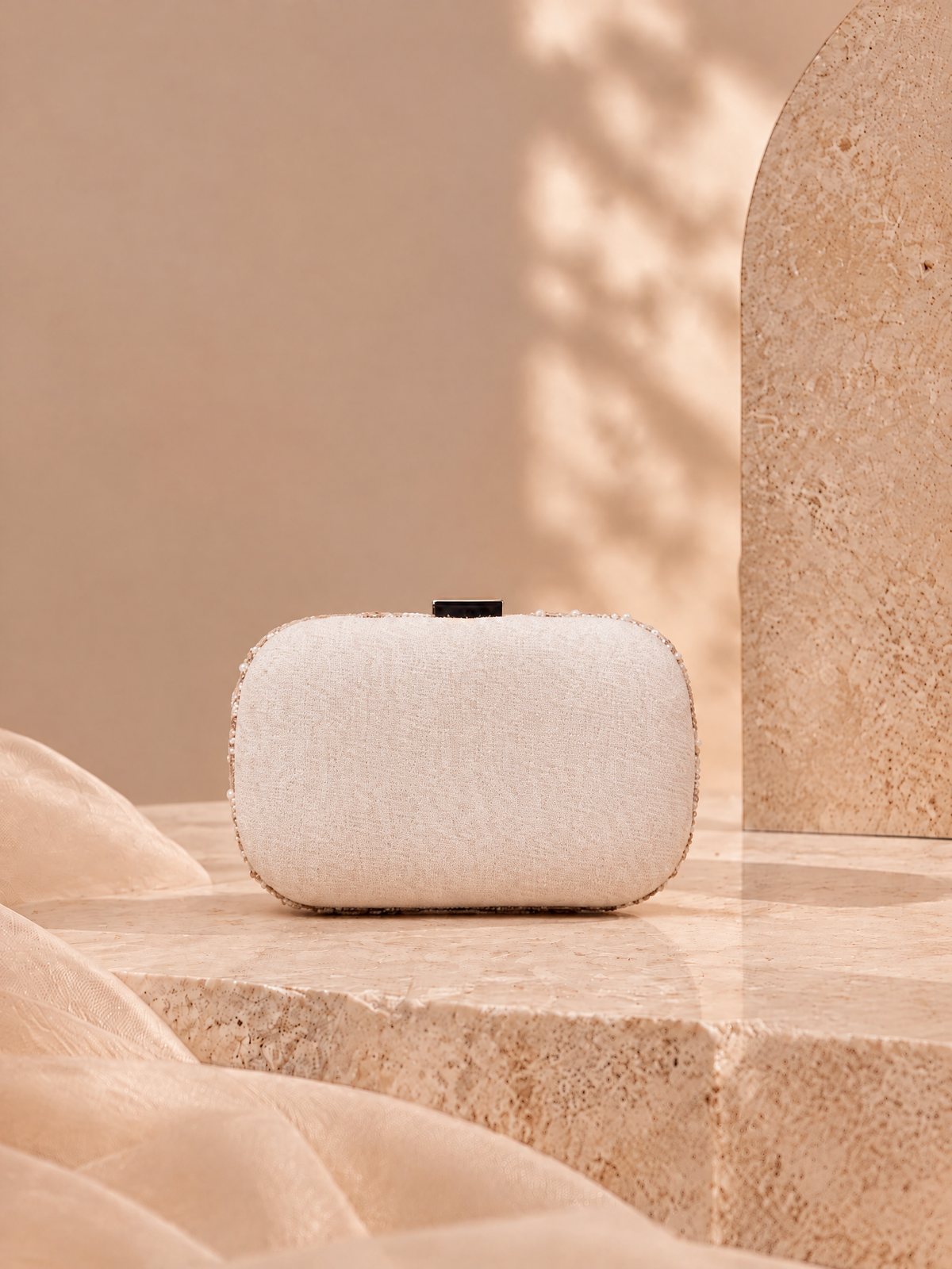 BOLODOO XCD062 evening clutch, plain ivory fabric back with gold-tone top clasp