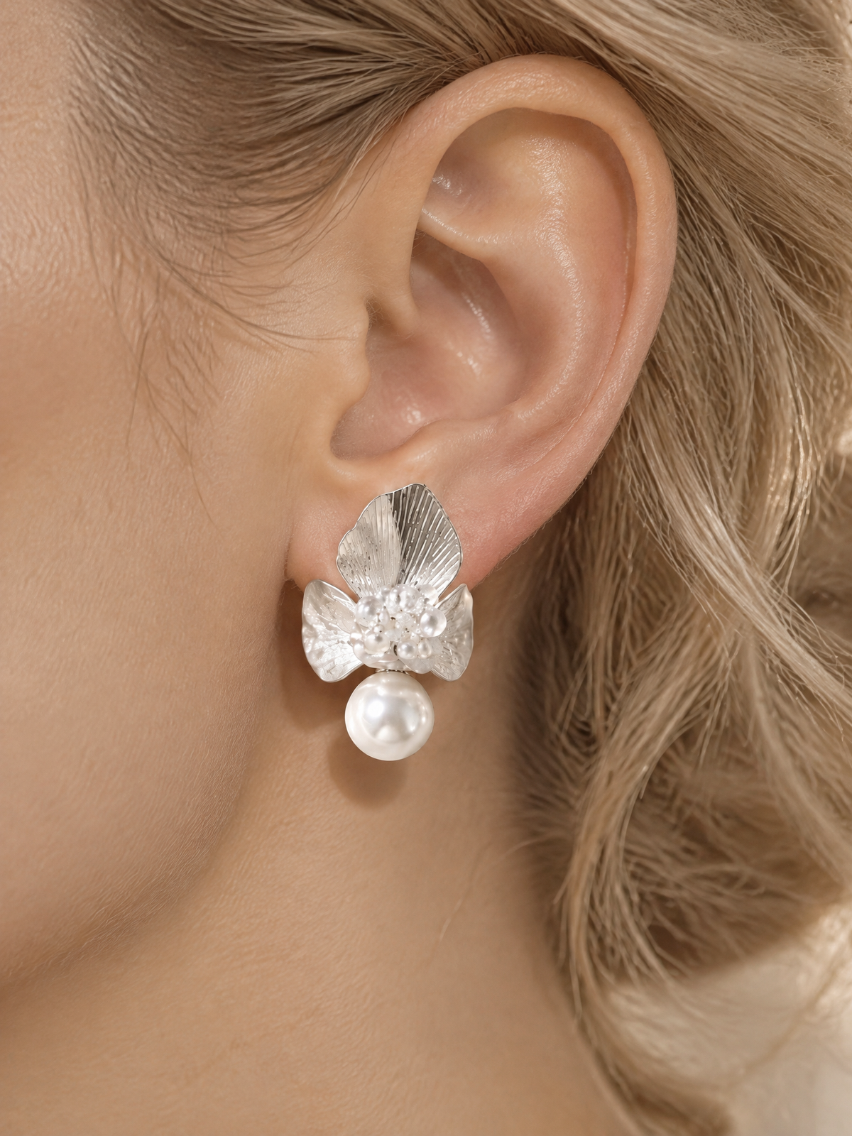 BOLODOO Silver-Tone Floral Pearl-Look Drop Bridal Earrings 