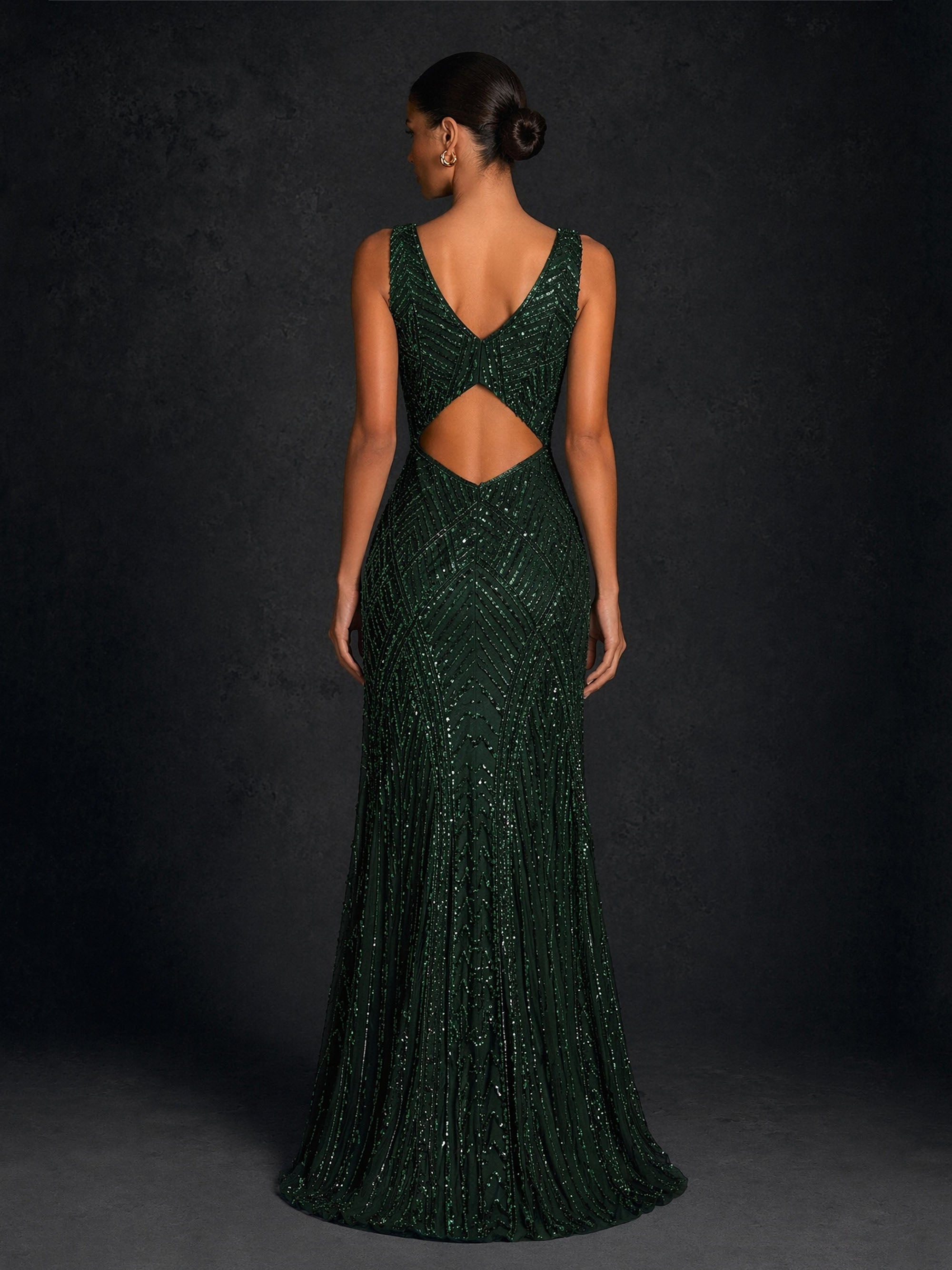 BOLODOO BD0376 emerald green geometric sequin gown - front close-up showing keyhole neckline, beaded jewel collar and Art Deco sequin pattern detail