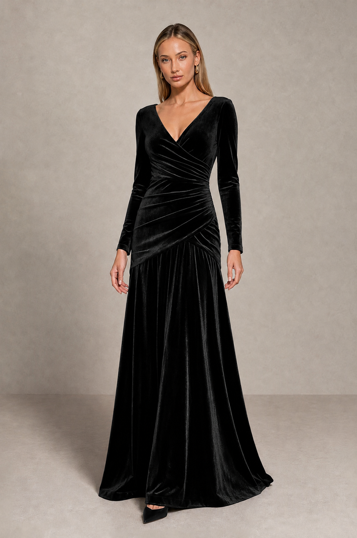 BOLODOO Black Velvet Long Sleeve V-Neck Ruched Evening Dress - Black - Black_1