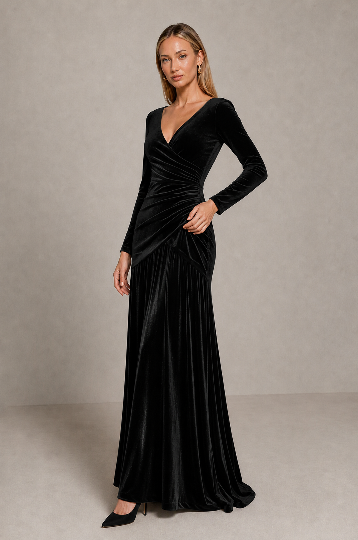 BOLODOO Black Velvet Long Sleeve V-Neck Ruched Evening Dress - Black - Black_4