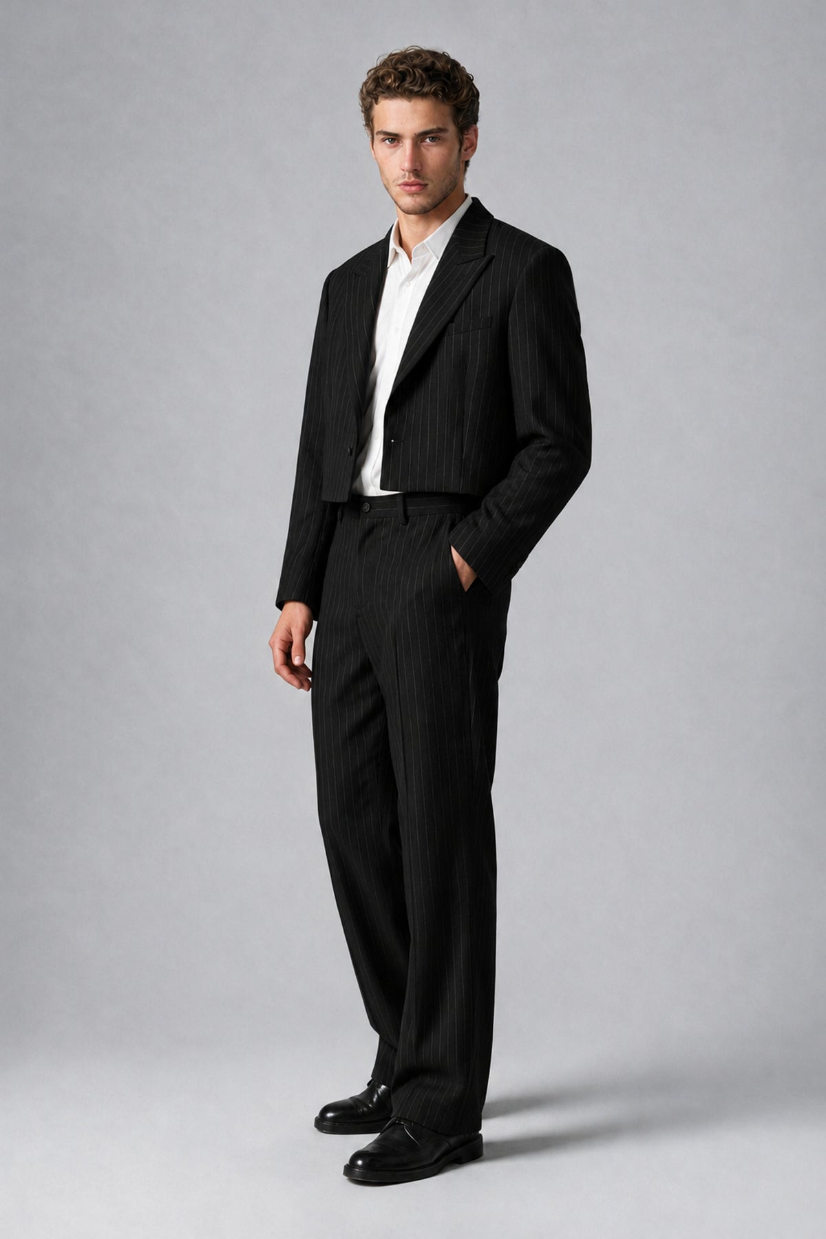 Bolodoo Men's Black Pinstripe Two-Piece Suit with Cropped Blazer & Wide-Leg Trousers - Black - Black_4