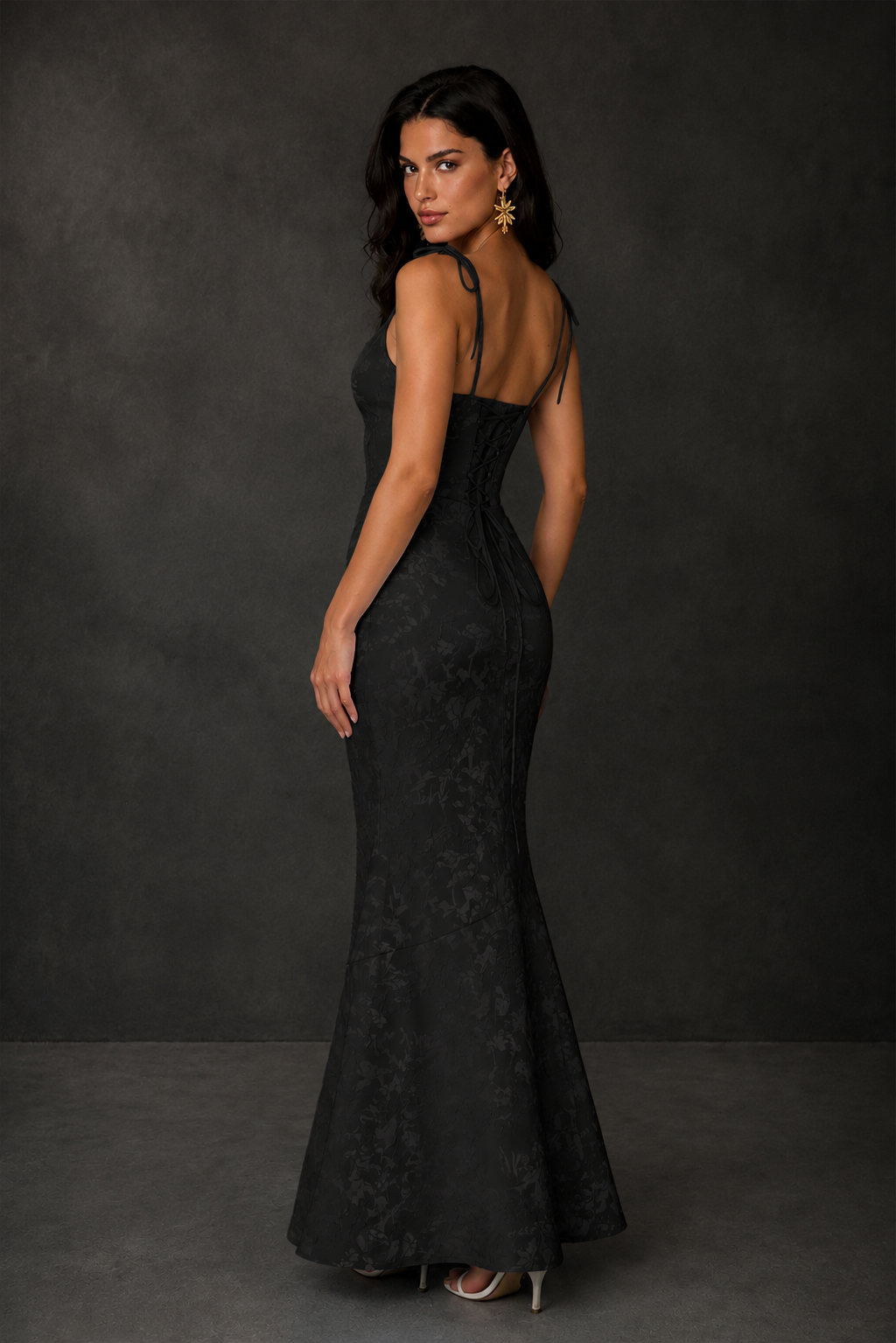 BOLODOO Black Scoop Neck Tie Strap Lace-Up Back Floral Jacquard Mermaid Maxi Dress - Black