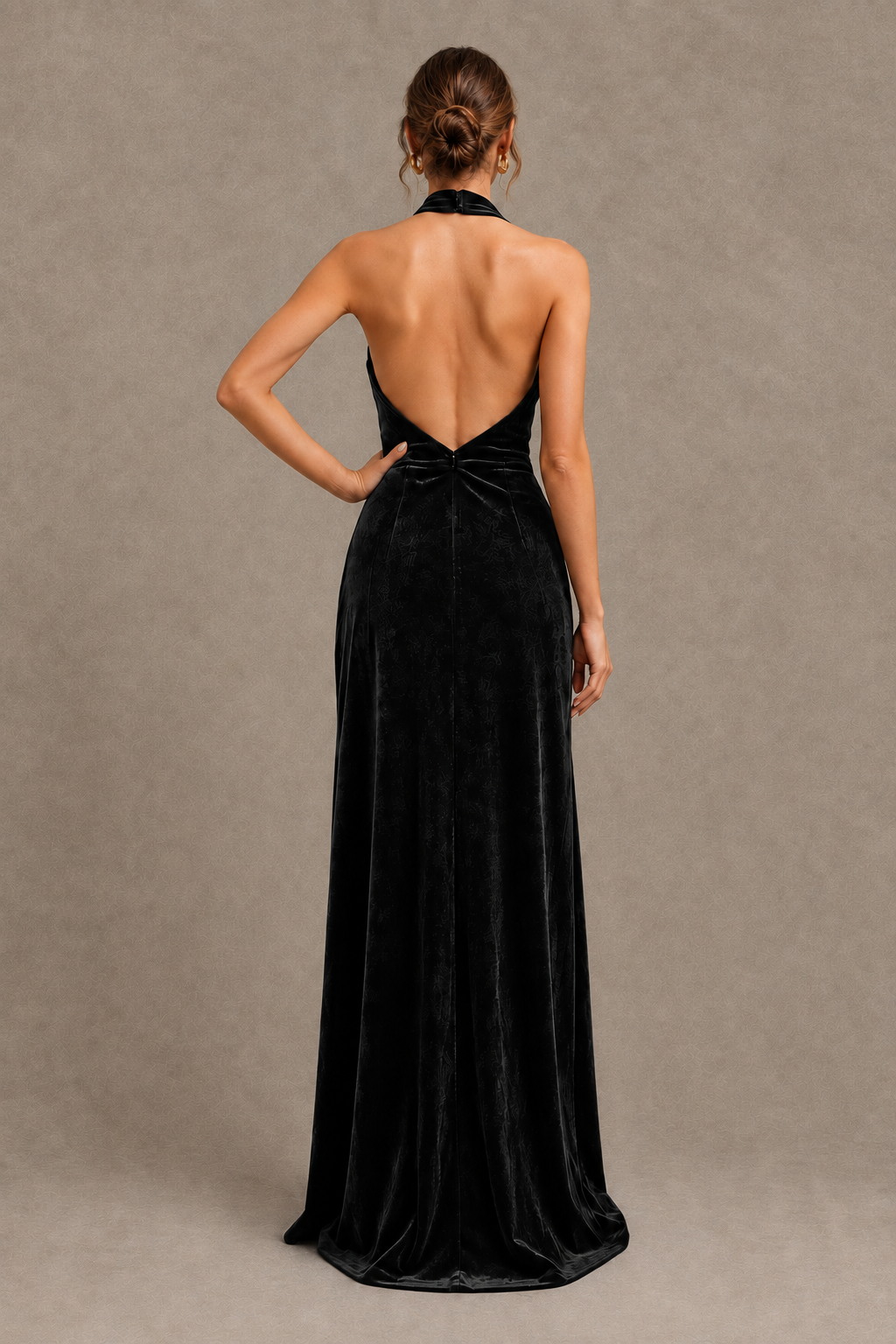 BOLODOO Black Velvet Halter Neck Open Back Evening Gown - Black