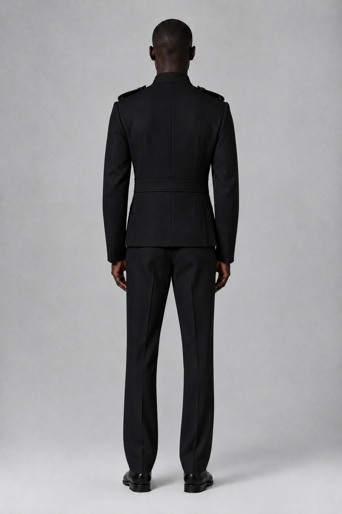 Bolodoo FQ1022 men's black military-inspired two-piece suit, back view