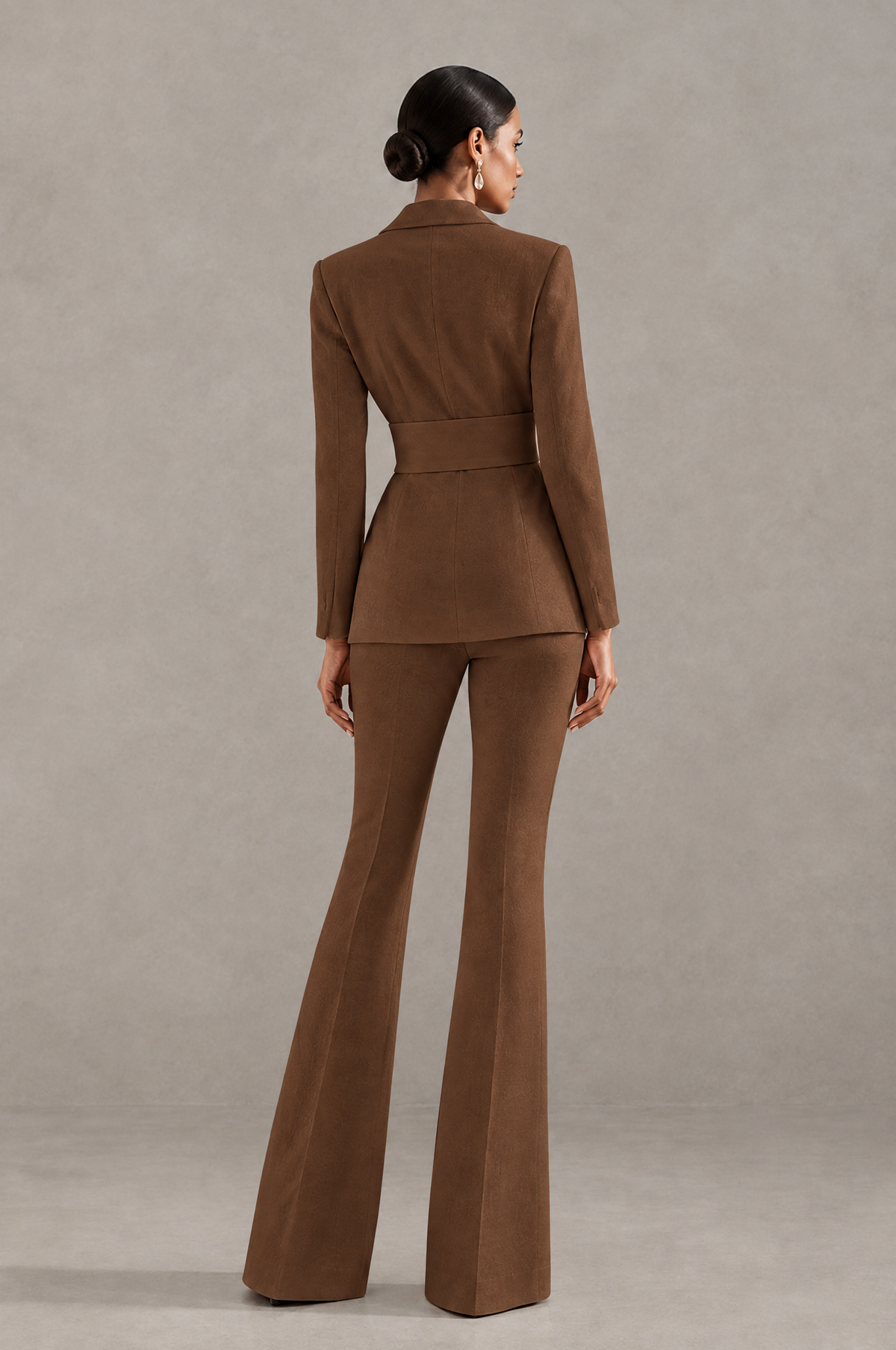 BOLODOO Brown Two-Piece Pantsuit with Tailored Blazer & Flared Pants - Brown - Brown (2)