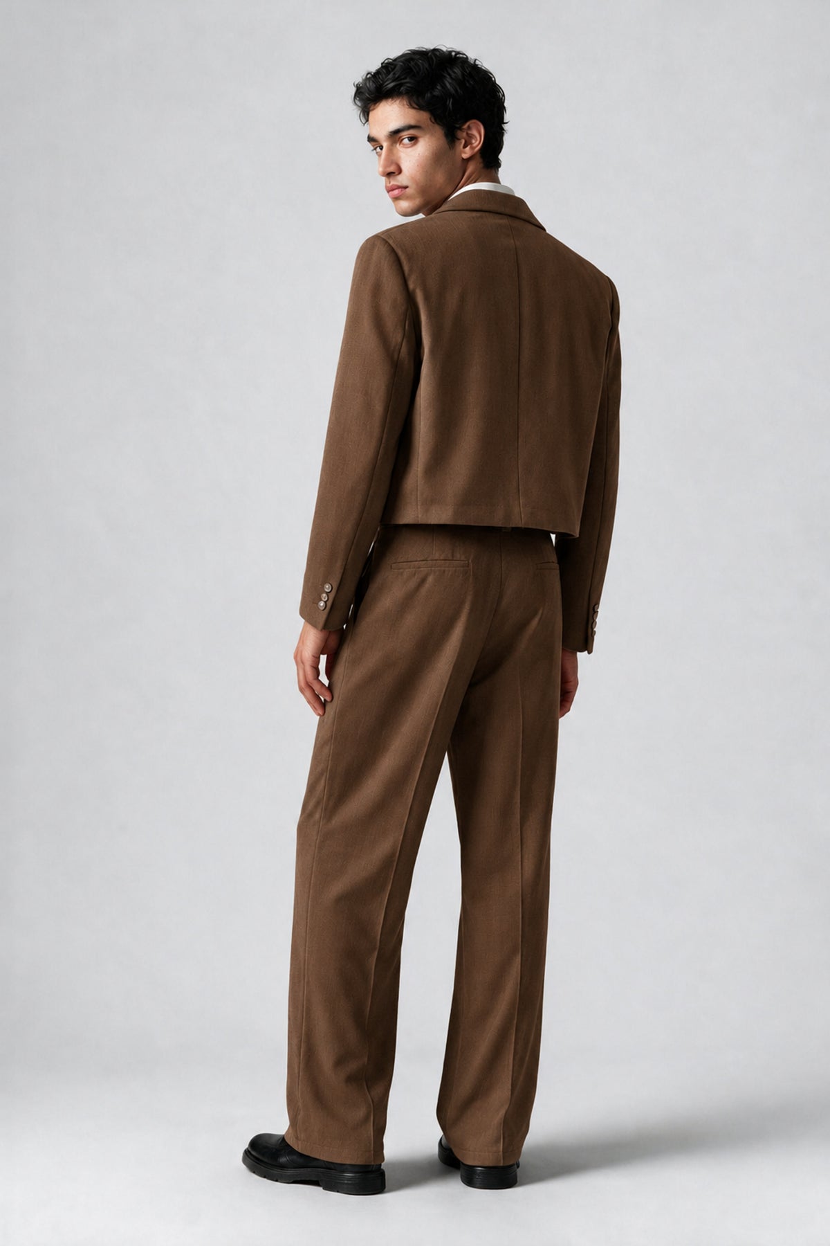 Bolodoo Men's Brown Cropped Blazer & Wide-Leg Trousers 2-Piece Suit - Brown - Brown (4)