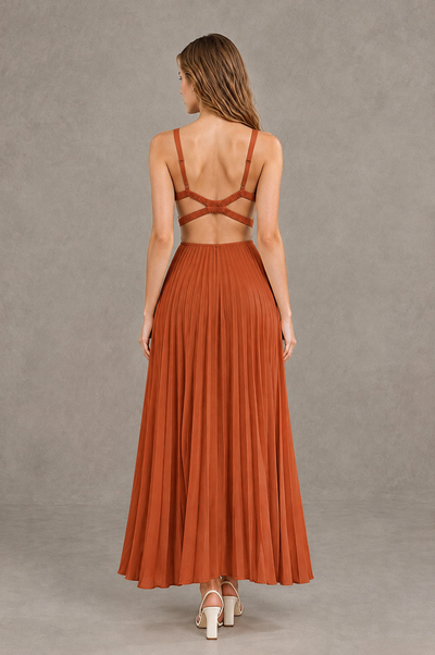 BOLODOO Burnt Orange V-Neck Pleated Open-Back Maxi Dress - Burnt Orange - Burnt Orange_02