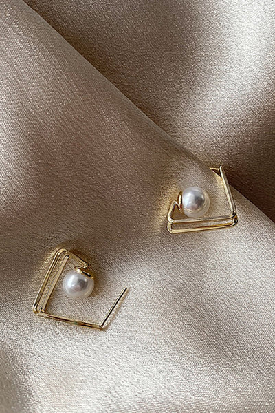 Simple and Versatile Pearl Earrings - BOLODOO