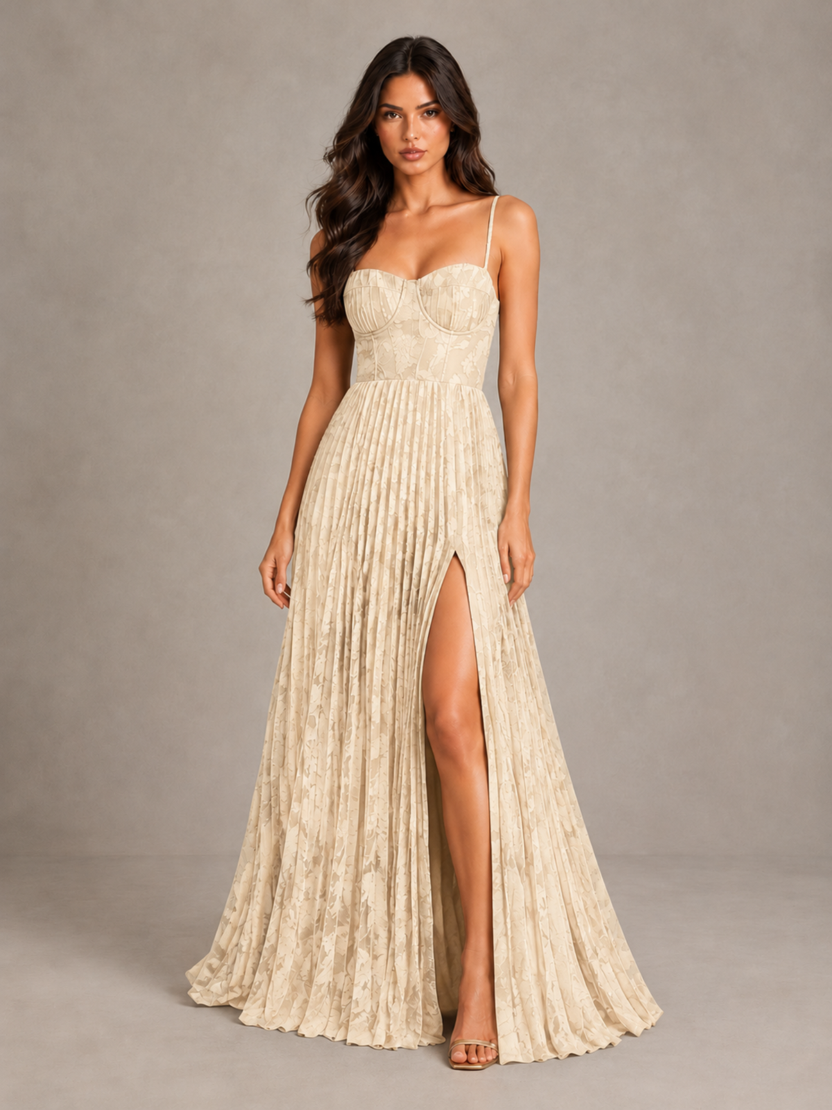BOLODOO Champagne Pleated Bridesmaid Dress with Sweetheart Neckline & Slit - Champagne - Champagne (1)