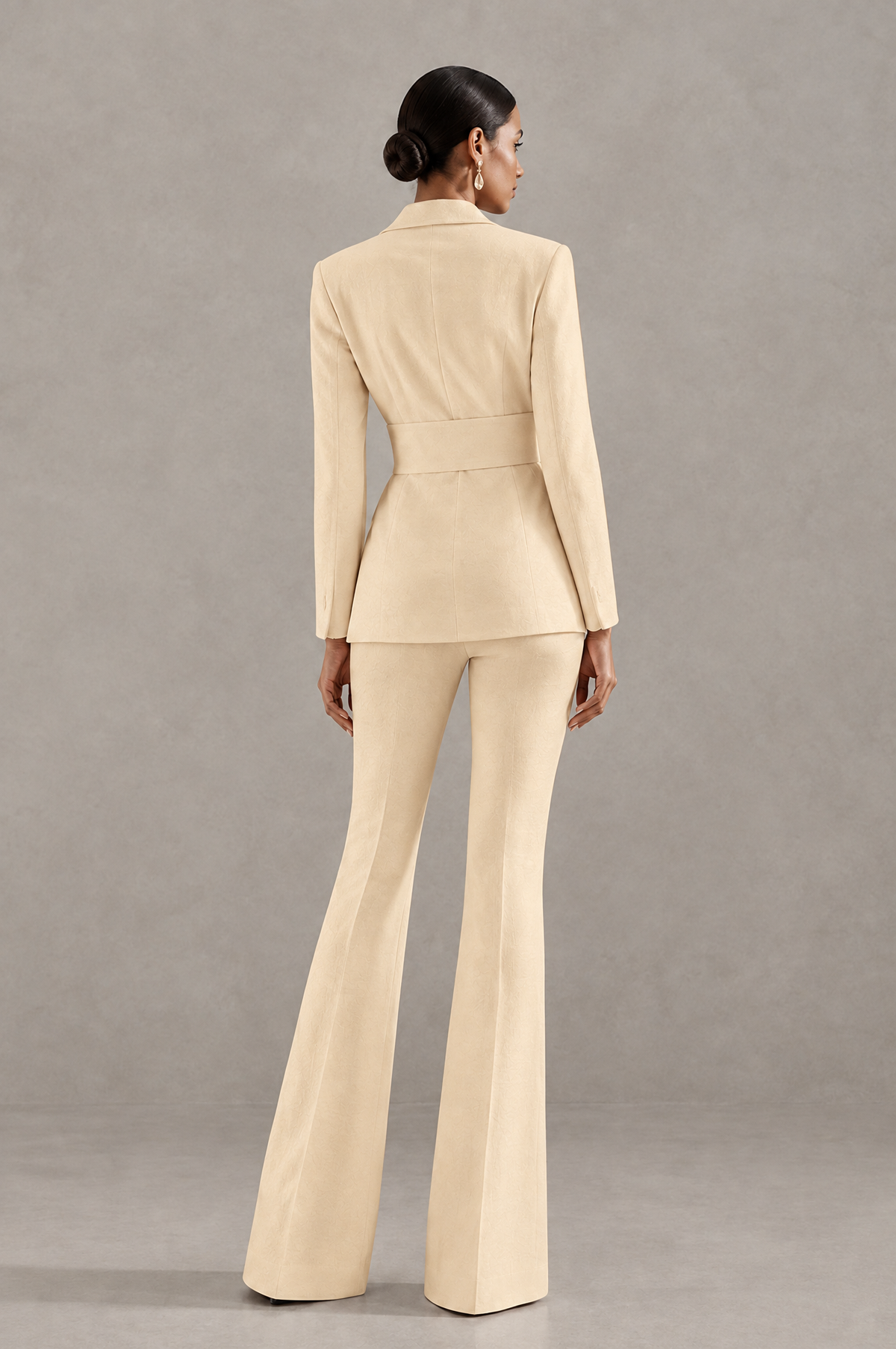 BOLODOO Champagne Two-Piece Pantsuit with Tailored Blazer & Flared Pants - Champagne - Champagne (2)