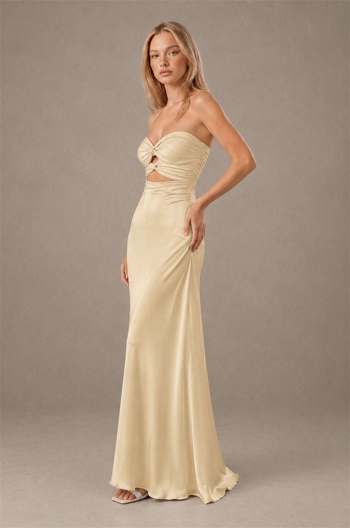 BOLODOO Champagne Sweetheart Strapless Twist Knot Cutout Lace-Up Back Satin Mermaid Maxi Dress - Champagne - Champagne (3)