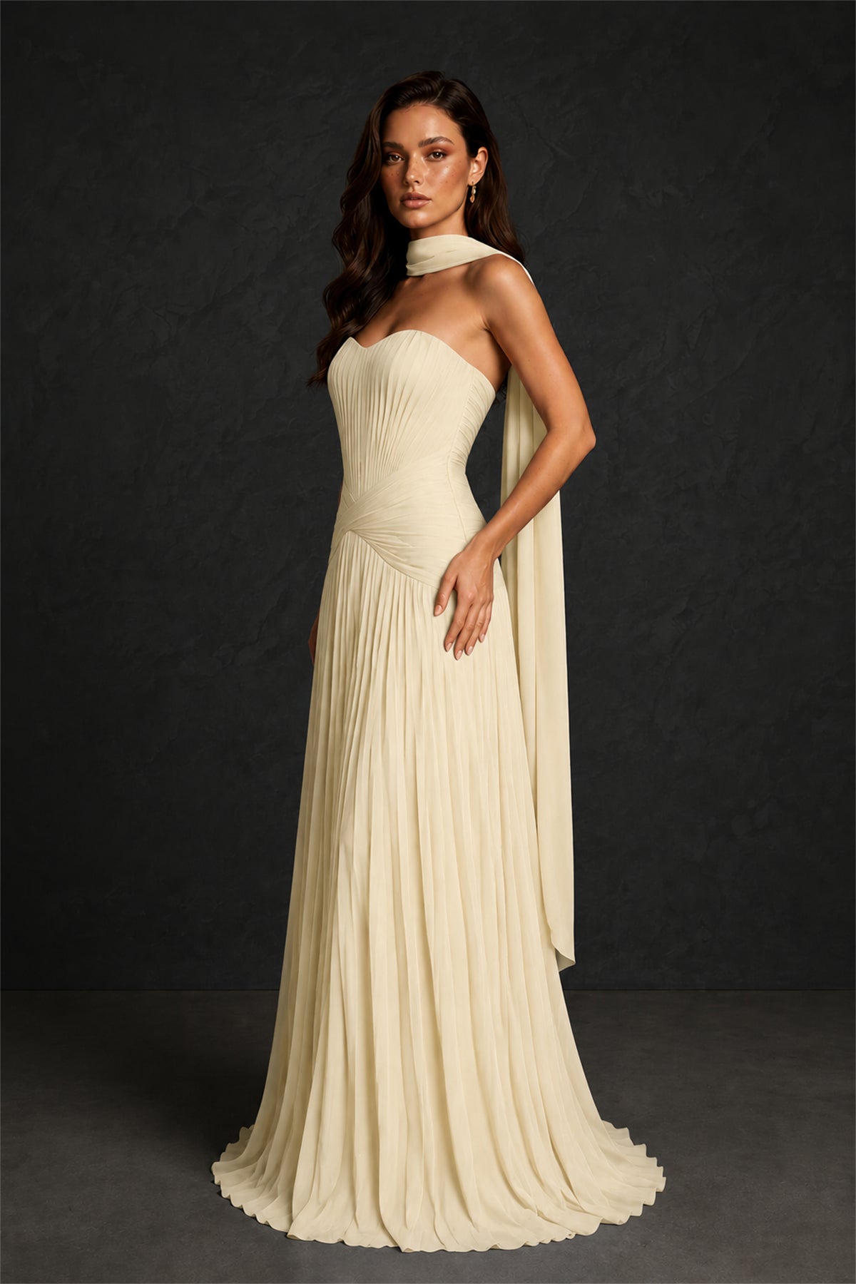BOLODOO Champagne Sweetheart Strapless Neck Scarf Pleated Backless A-Line Chiffon Maxi Dress - Champagne