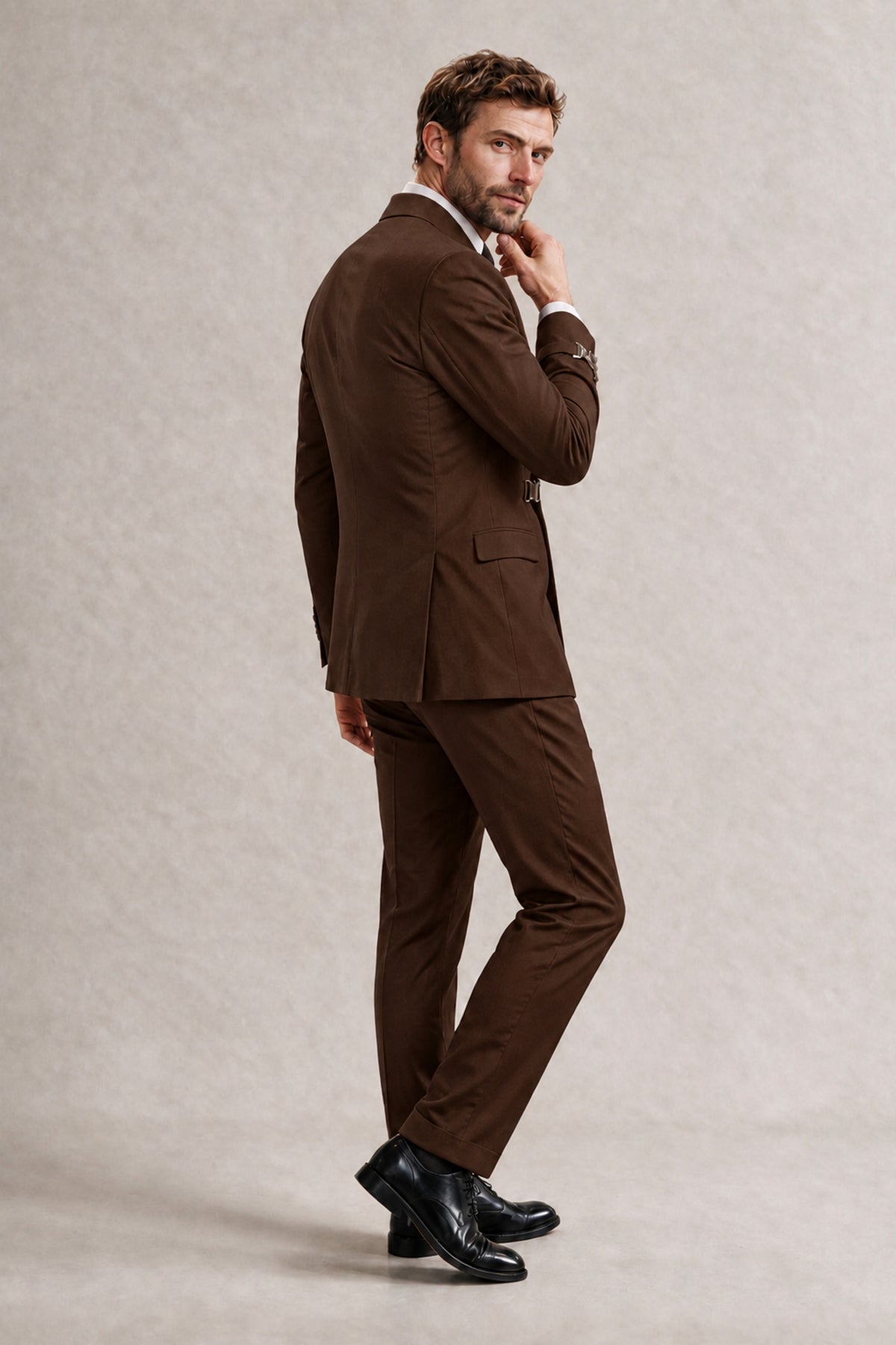 BOLODOO Men's Chocolate Double-Breasted 2-Piece Suit Set – Blazer & Tailored Trousers - Chocolate