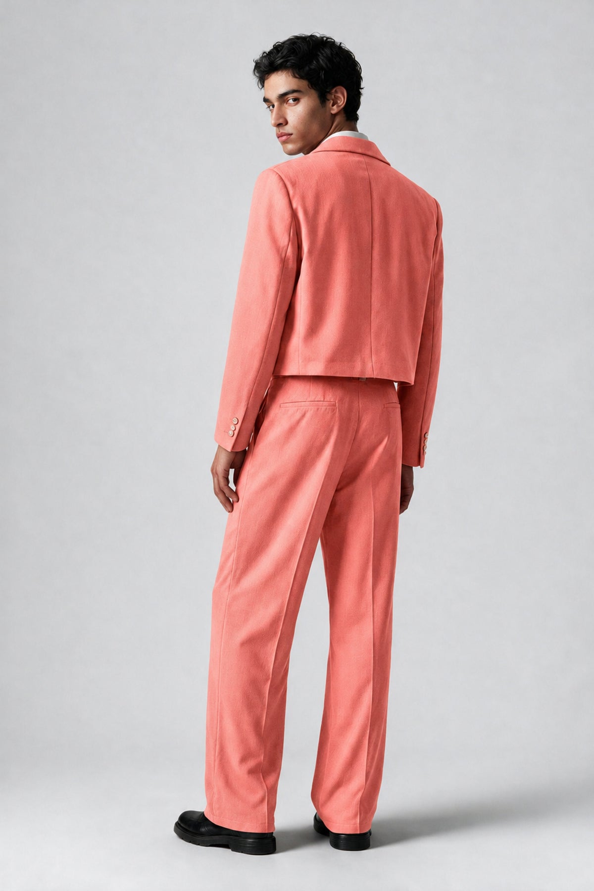 Bolodoo Men's Coral Cropped Blazer & Wide-Leg Trousers 2-Piece Suit - Coral - Coral (4)