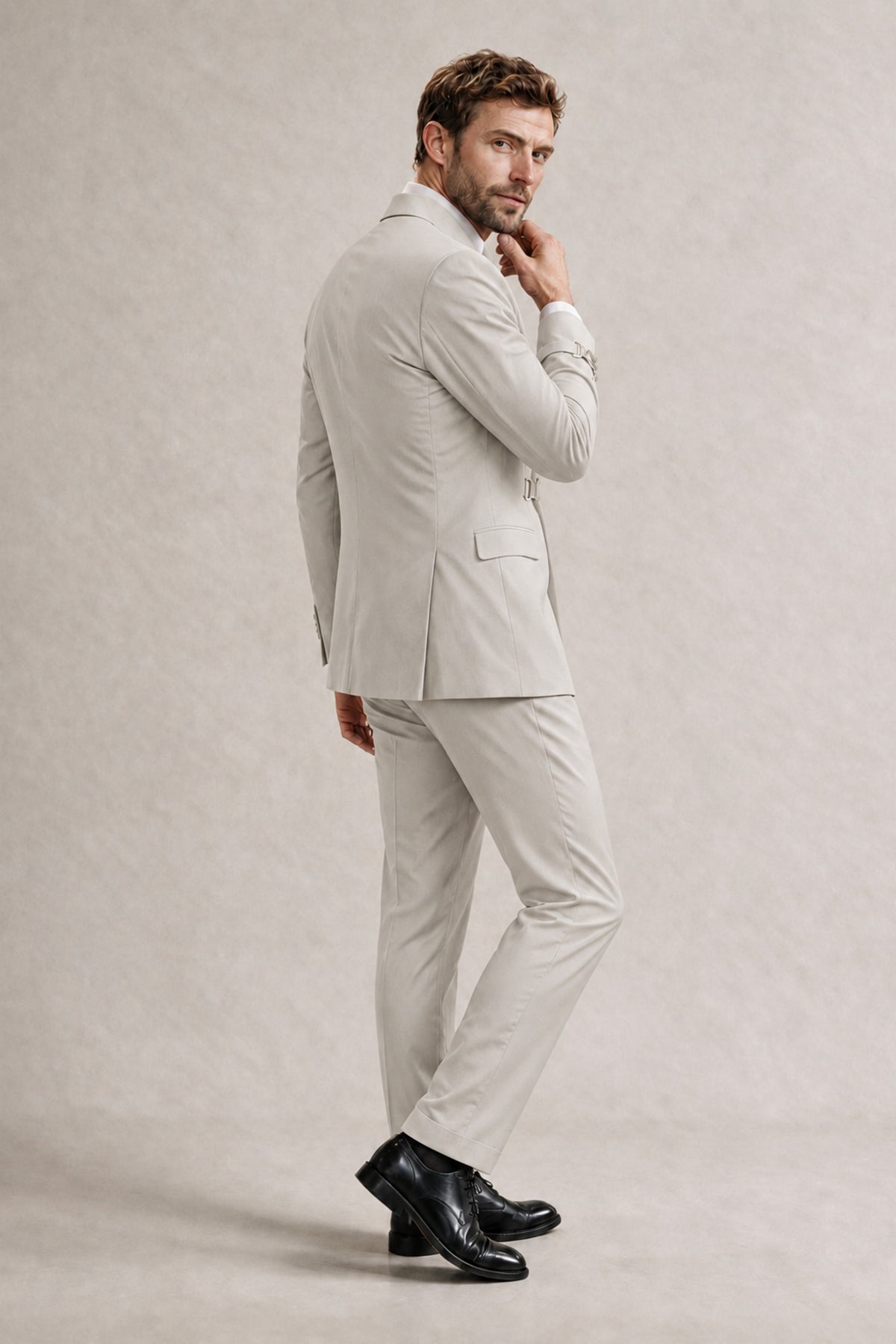 BOLODOO Men's Cream Double-Breasted 2-Piece Suit Set – Blazer & Tailored Trousers - Cream