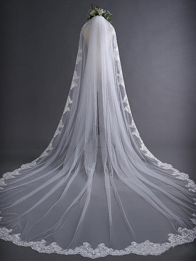 Spanish Vintage - Inspired Cathedral Mantilla Veil - BOLODOO