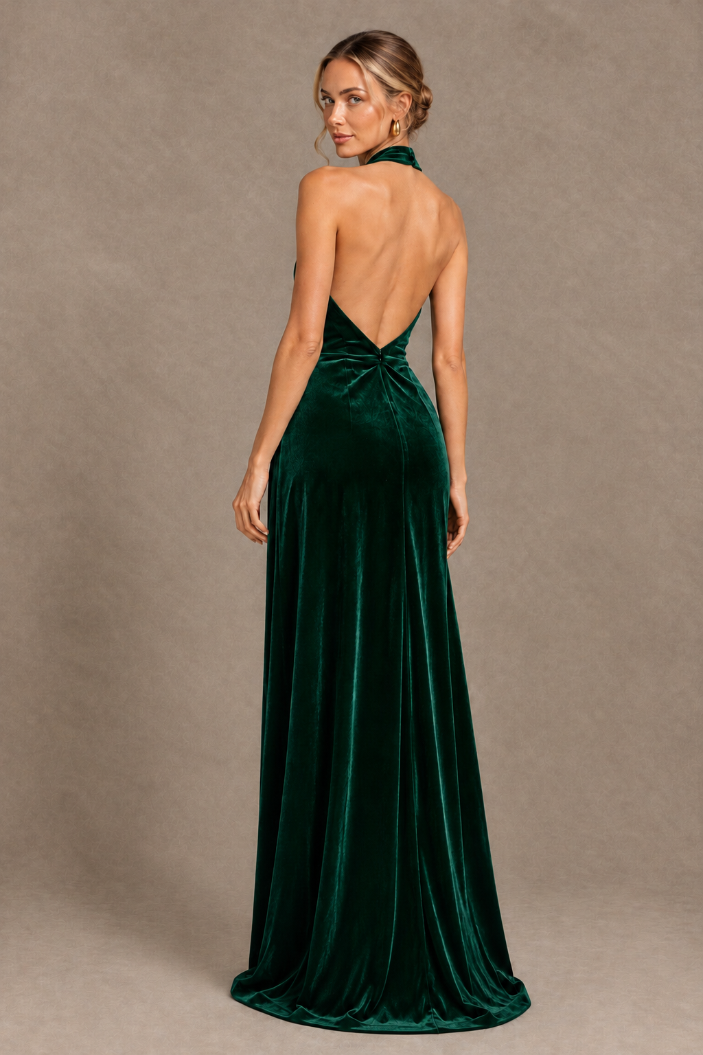 BOLODOO Emerald Green Velvet Halter Open-Back Ruched Evening Dress - Emerald Green - Emerald Green_2