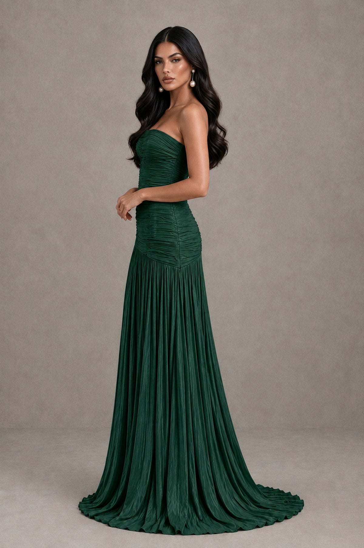 BOLODOO Emerald Green Metallic Ruched Strapless Pleated A-Line Backless Maxi Dress with Train - Emerald Green - Emerald Green_4