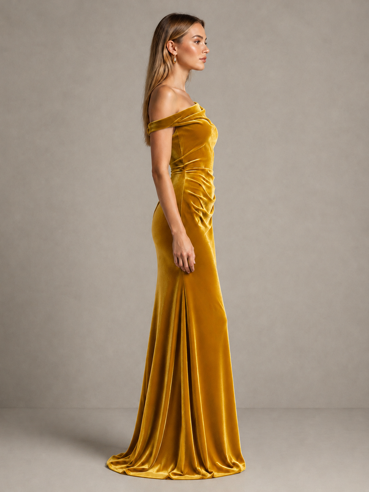 BOLODOO Gold One-Shoulder Velvet Mermaid Evening Gown - Gold - Gold_4