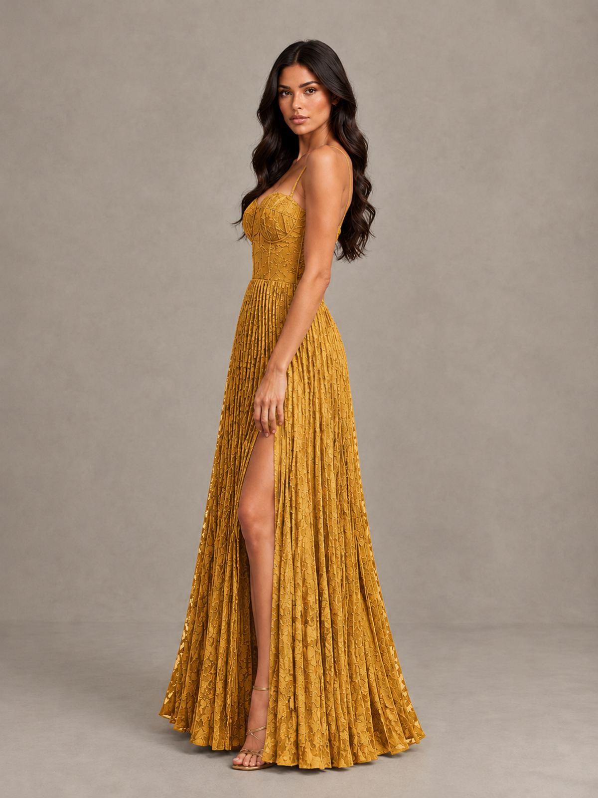 BOLODOO Gold Pleated Bridesmaid Dress with Sweetheart Neckline & Slit - Gold - Gold (3)