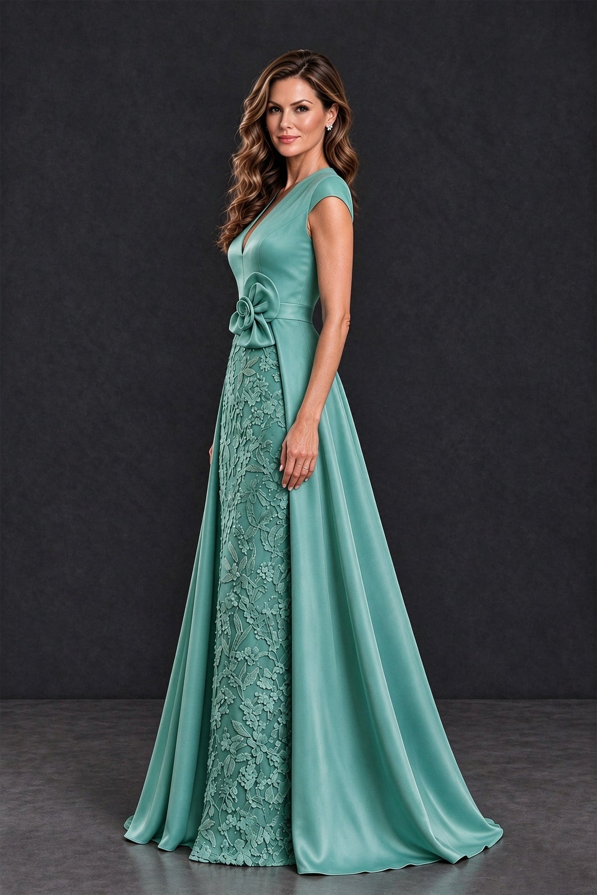 BOLODOO Green Satin and Lace V-Neck Mother of the Bride Dress - Green - Green (3)