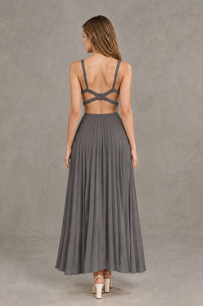 BOLODOO Grey V-Neck Pleated Open-Back Maxi Dress - Grey - Grey_02