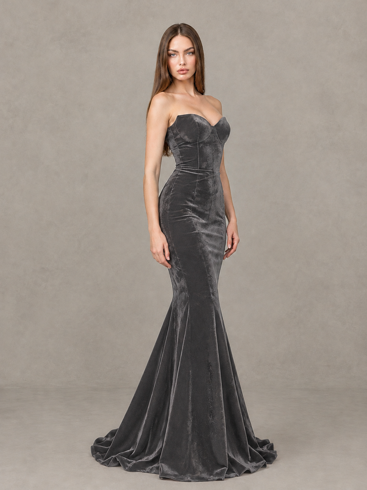 BOLODOO Grey Strapless Sweetheart Velvet-Look Mermaid Evening Dress - Grey - Grey_4