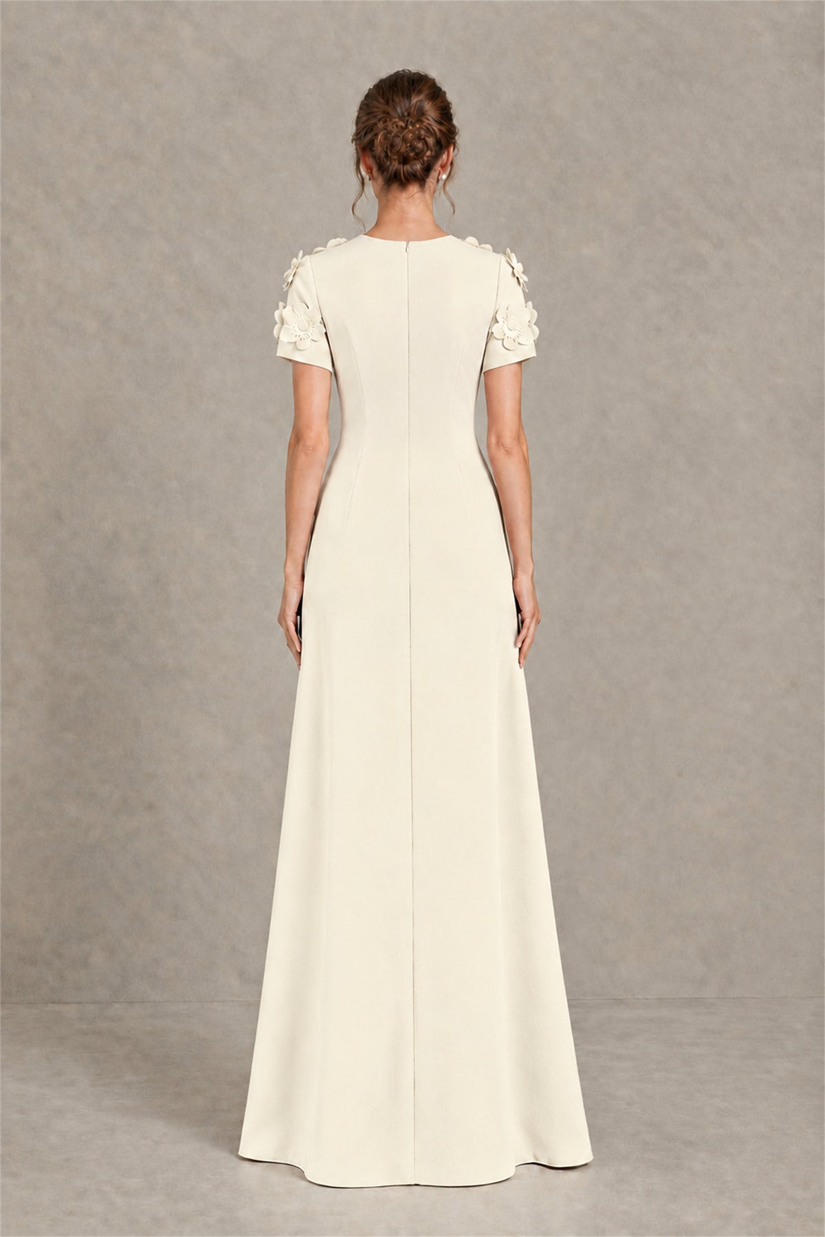 BOLODOO Ivory Textured Floral Maxi Dress with Short Sleeves - Ivory
