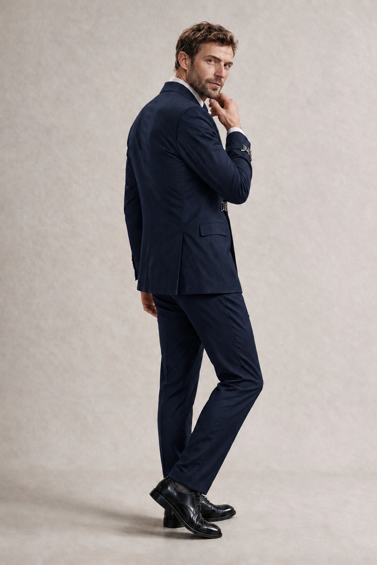BOLODOO Men's Navy Blue Double-Breasted 2-Piece Suit Set – Blazer & Tailored Trousers - Navy Blue