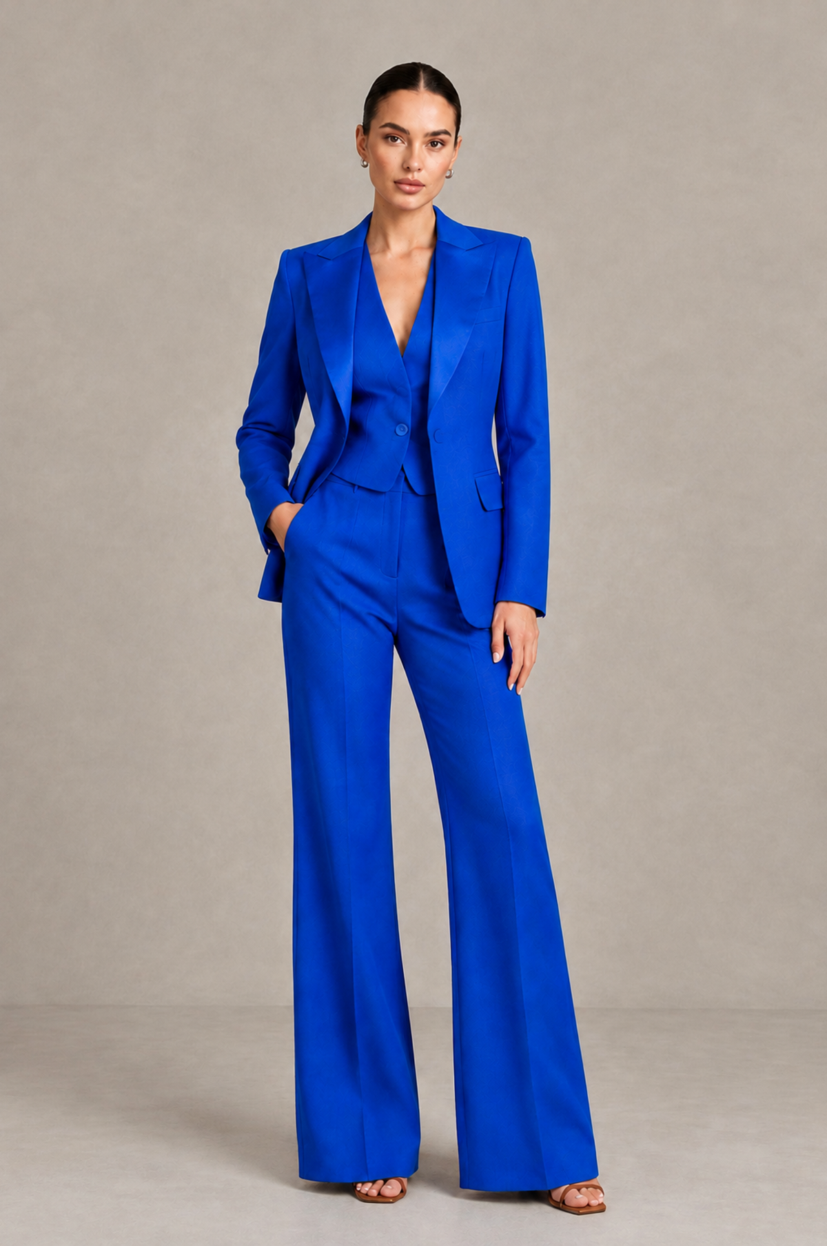 BOLODOO QQ063 royal blue women's three-piece pantsuit front view with long-sleeve blazer and wide-leg trousers
