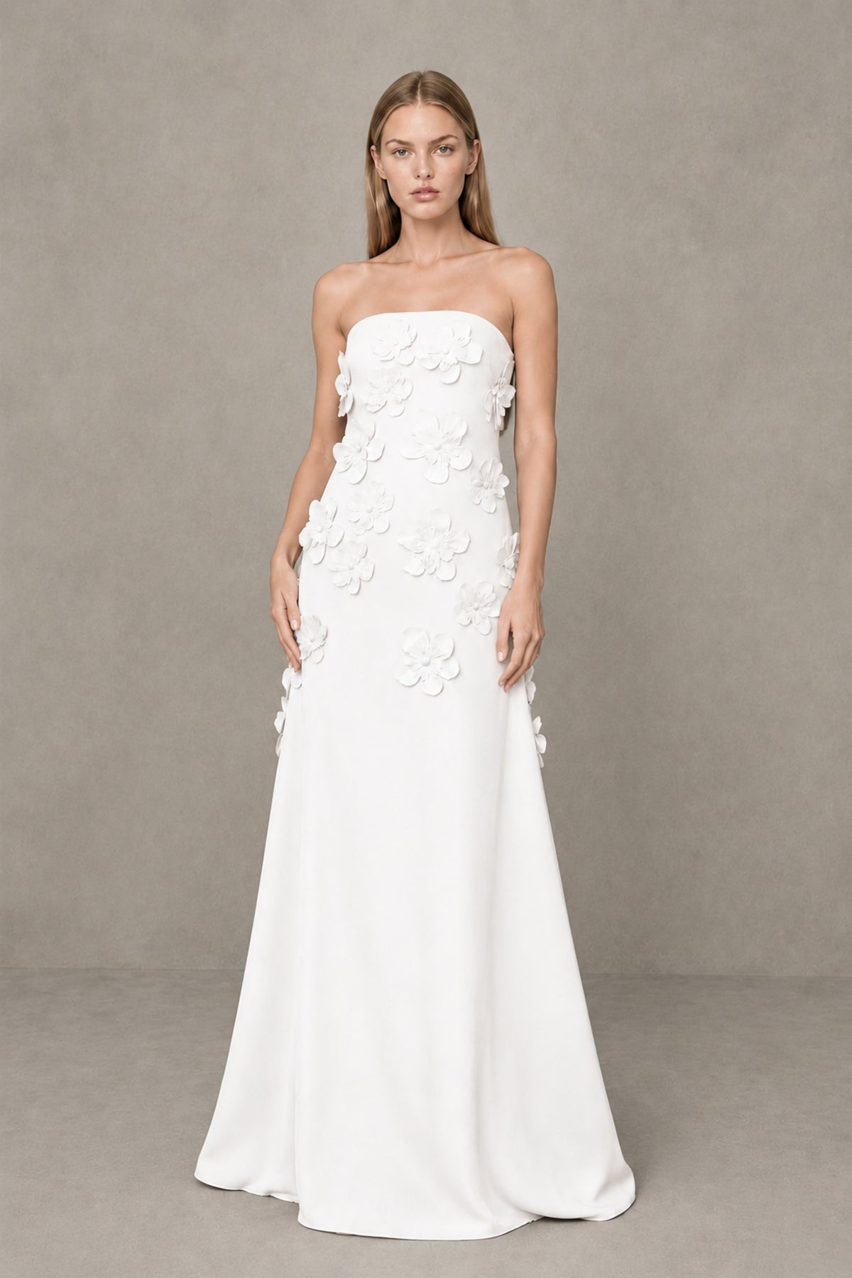 BOLODOO White Strapless 3D Floral Appliqué Crepe Maxi Gown - White - White_1