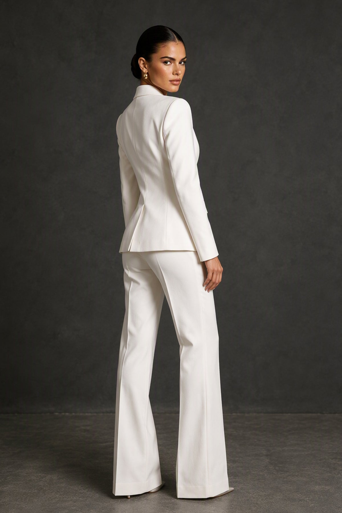 BOLODOO White Two-Piece Blazer and Pants Suit Set - White