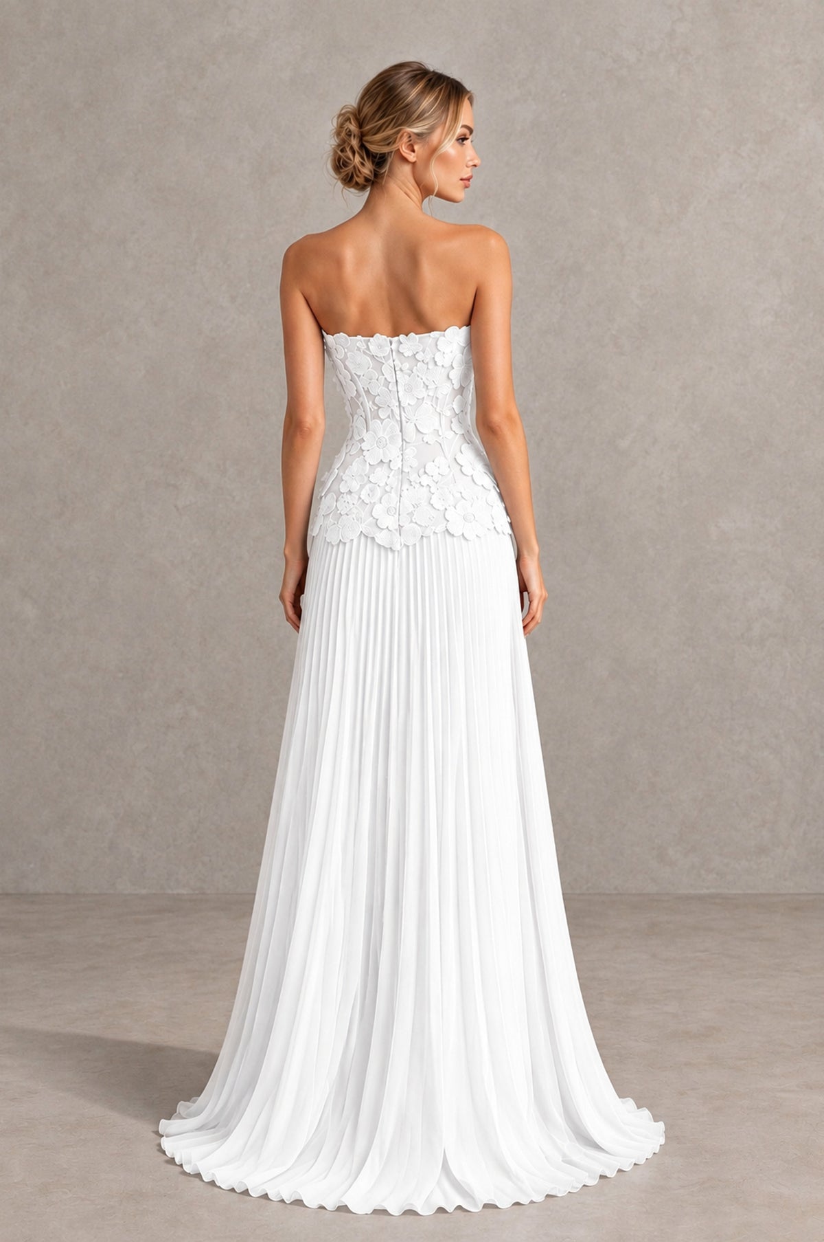 BOLODOO White Strapless Floral Applique Pleated Evening Dress - White - White_2