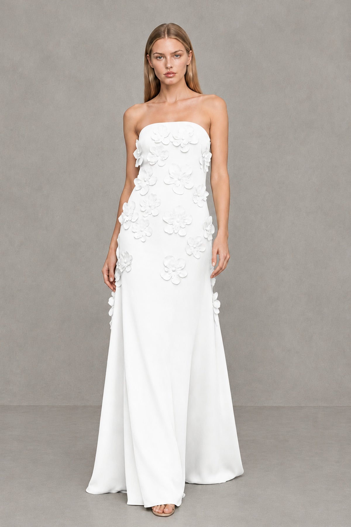 BOLODOO White Strapless 3D Floral Appliqué Crepe Maxi Gown - White - White_4