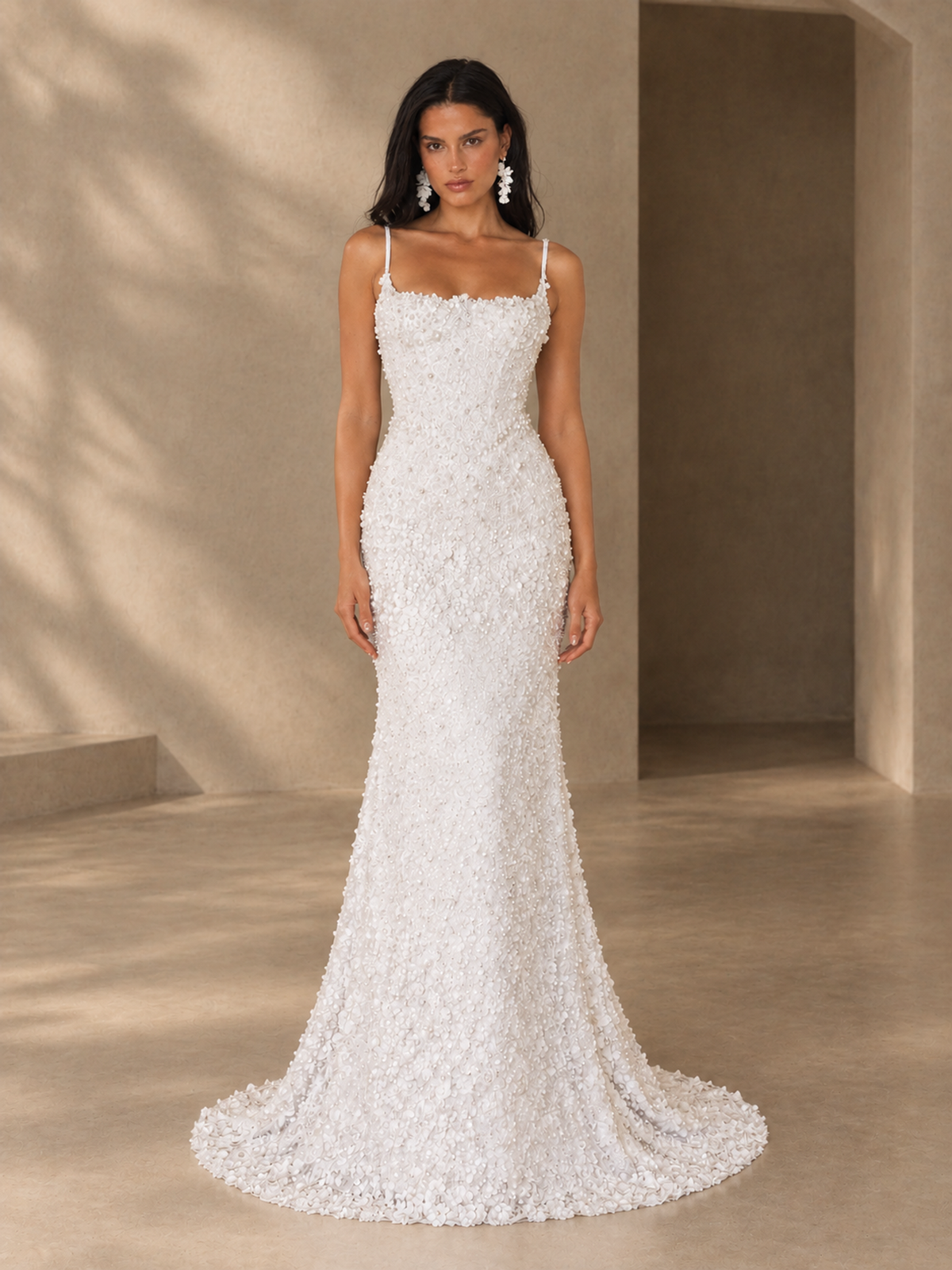 BOLODOO White Floral Applique Mermaid Wedding Dress with Lace-Up Back 
