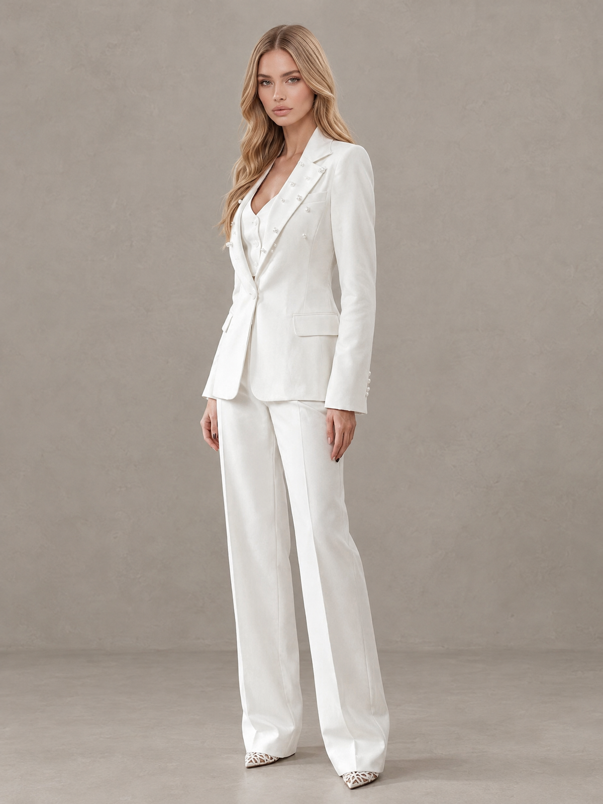 BOLODOO QQ067 white tailored blazer, matching vest and full-length trousers in three-quarter view