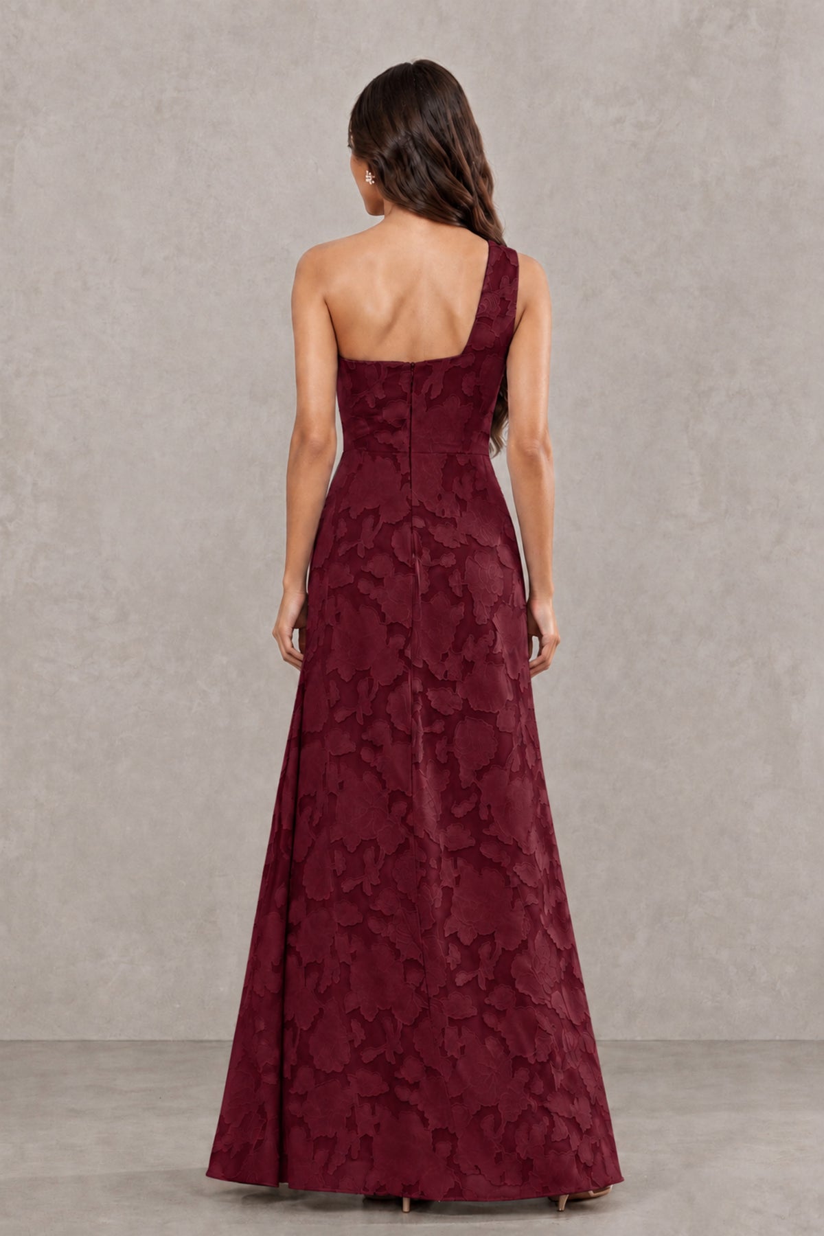 BOLODOO Wine Red One-Shoulder Floral Textured Maxi Dress with High Slit - Wine Red - Wine Red_2