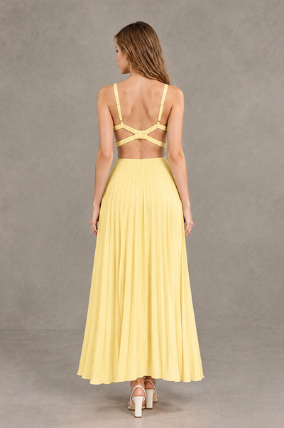 BOLODOO Yellow V-Neck Pleated Open-Back Maxi Dress - Yellow - Yellow_02