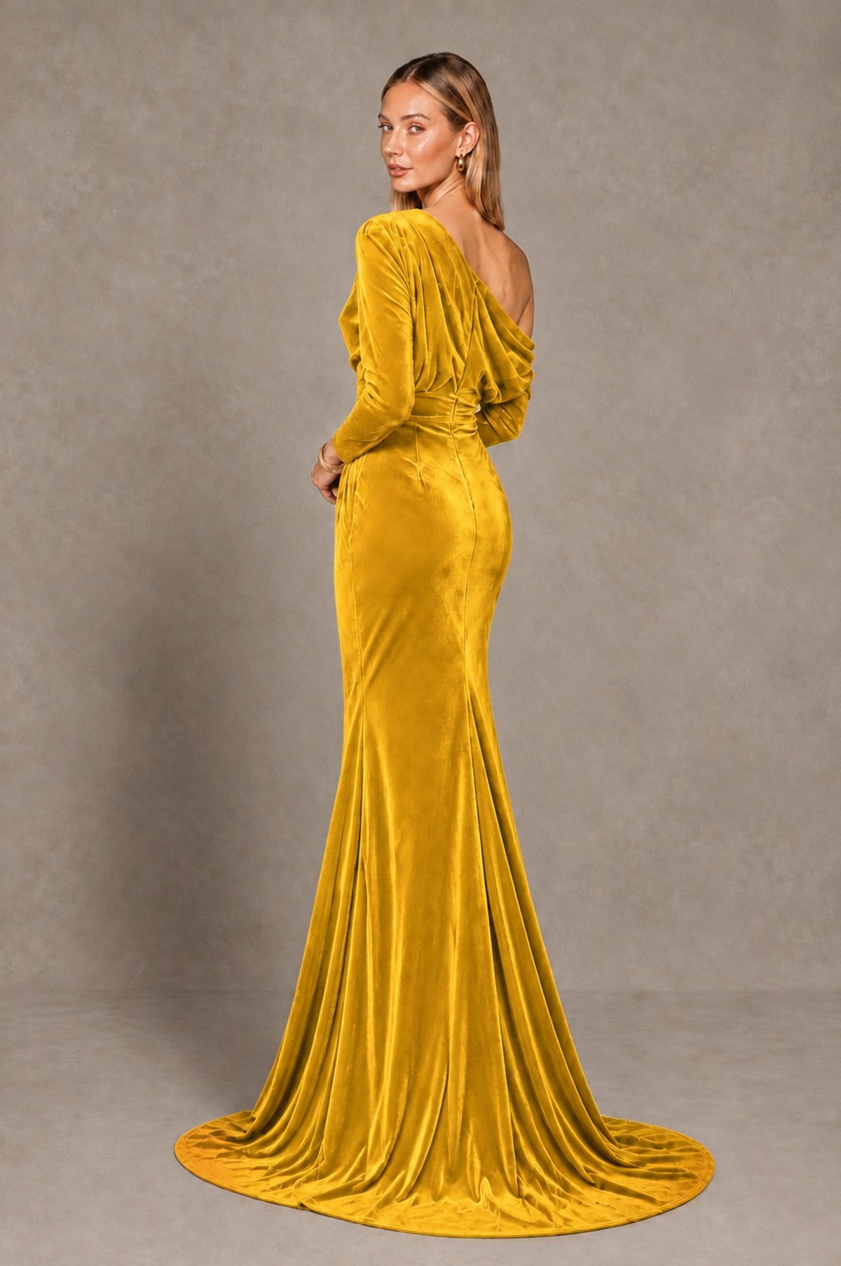 BOLODOO Yellow Velvet Asymmetric Neck Mermaid Evening Dress - Yellow - Yellow_4