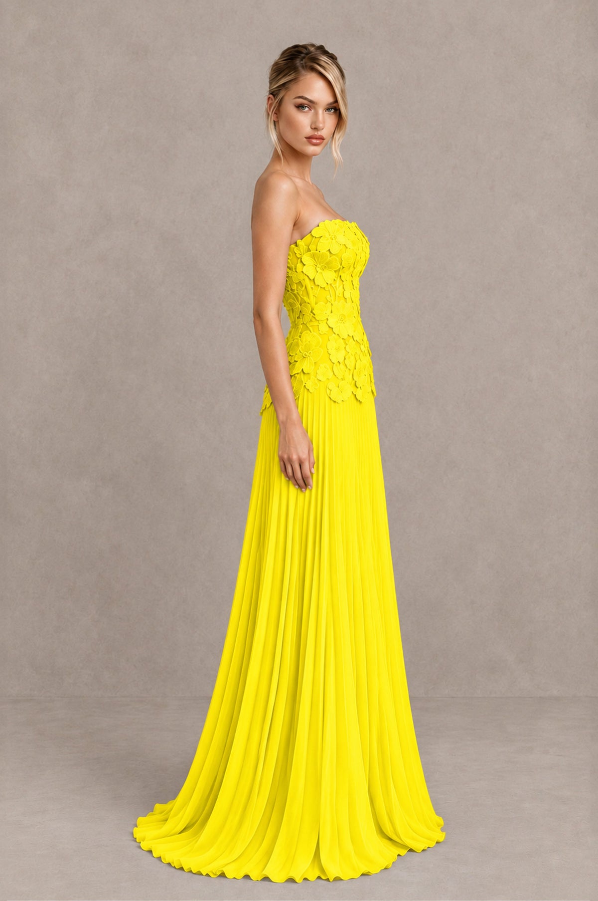 BOLODOO Yellow Strapless Floral Applique Pleated Evening Dress - Yellow - Yellow_4
