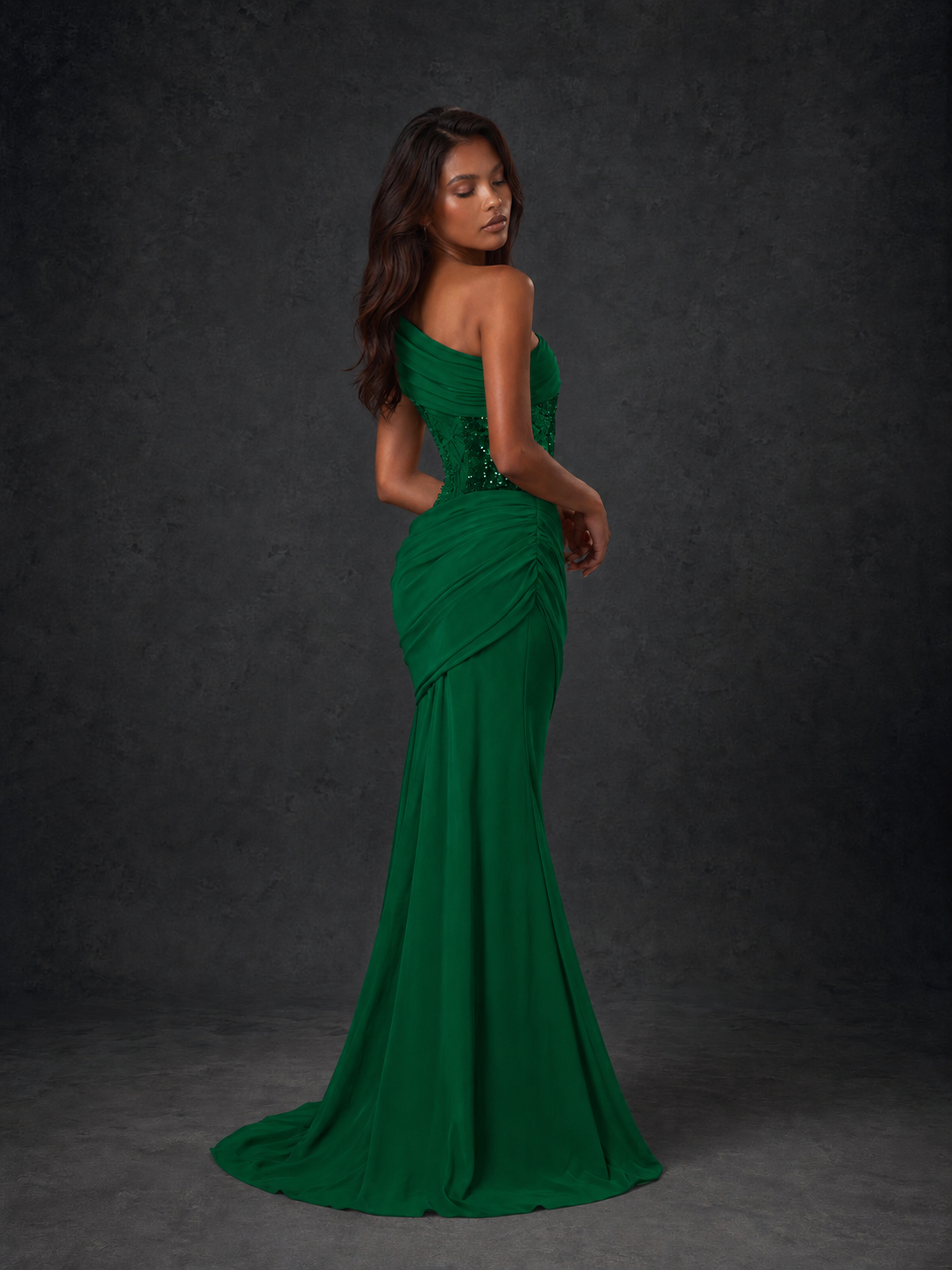 BOLODOO Emerald Green One-Shoulder Sequin Embroidered Ruched Mermaid Gown with Train - view 4