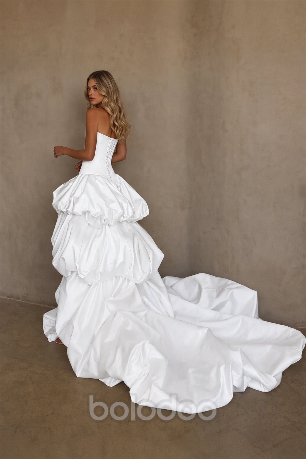 BOLODOO White Strapless Sweetheart Boned Corset Bubble Skirt Wedding Gown with High Slit and Train - White | BOLODOO watermark