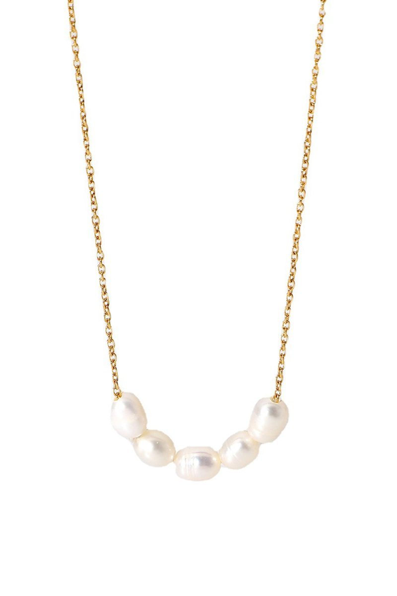 Pearl Pendant Necklace