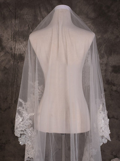 Vintage One Tier Lace Edge With Tulle Wedding Veil