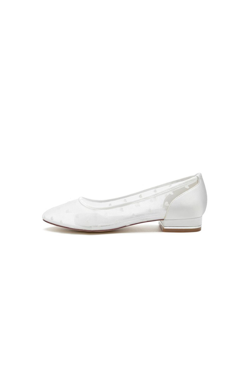 Simple Pointed Toe Mesh Slip-on Low Heels